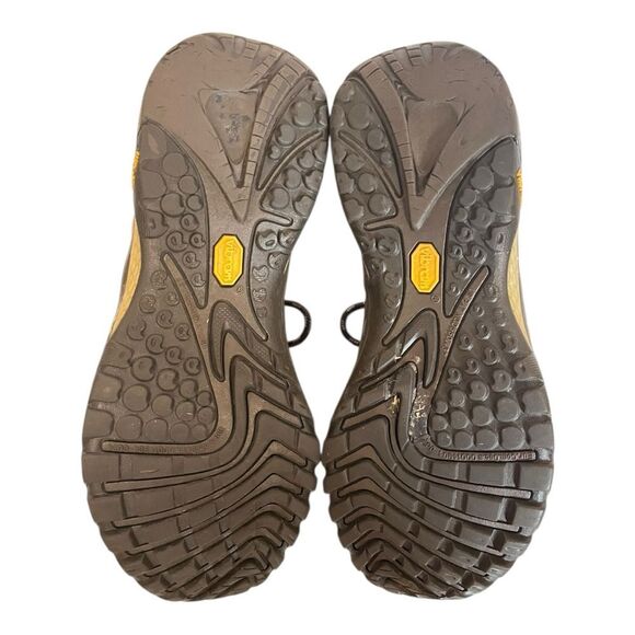 Merrell | Women’s Pink Beige Vibram Waterproof Hiking Sneaker 8 - Picture 6 of 9